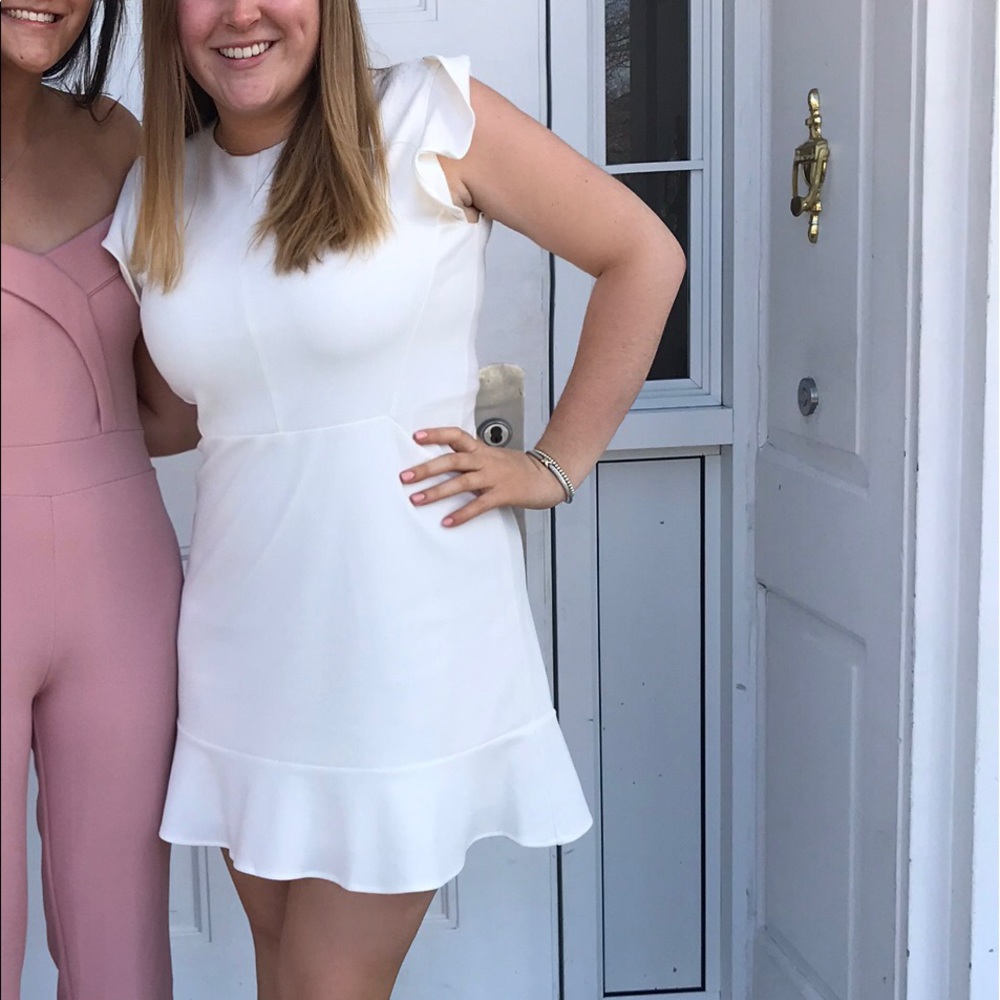 Express White Mini Ruffle Dress 🤍 - Picture 3 of 4